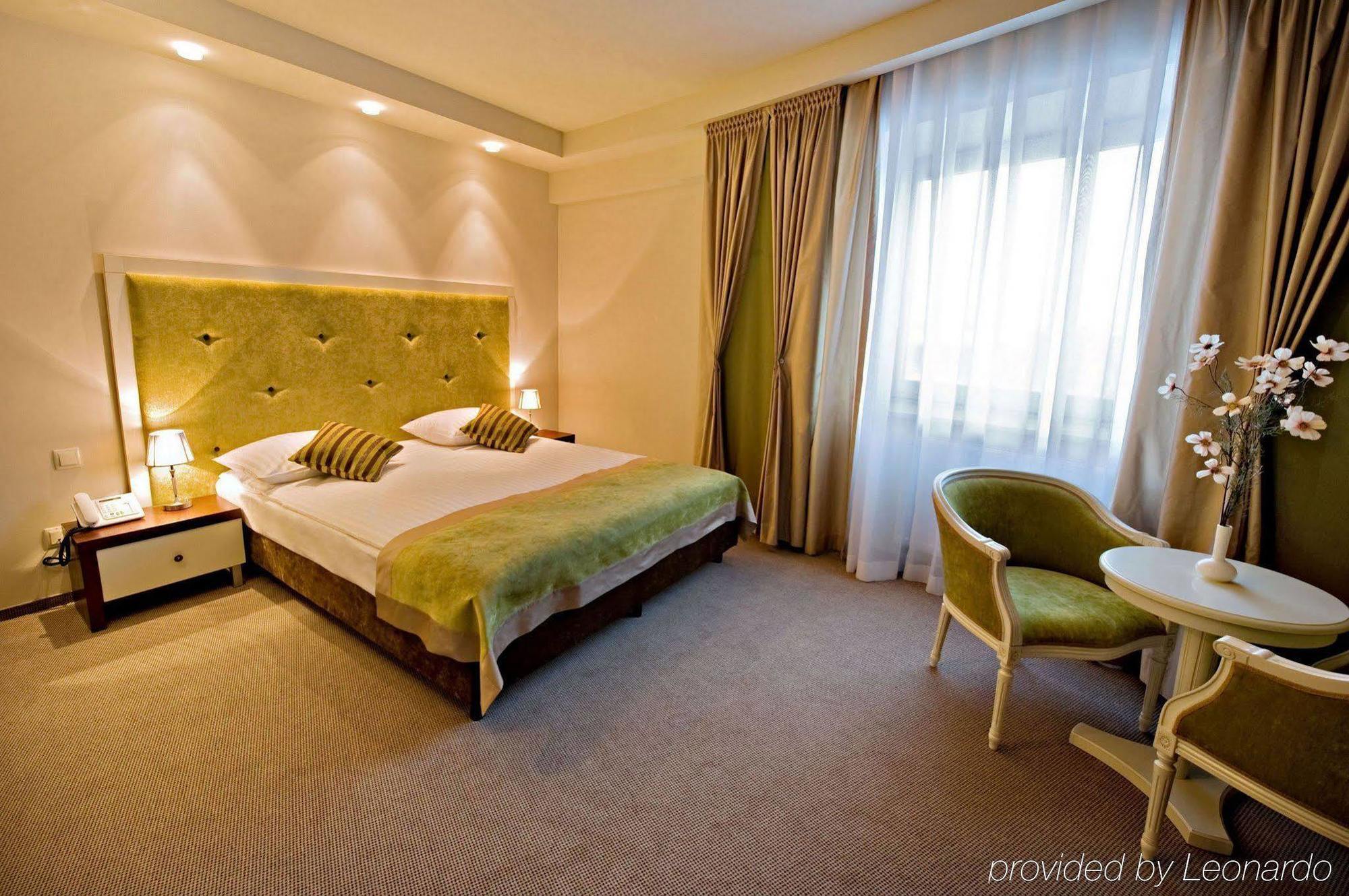 Prezydencki 4-star Hotel